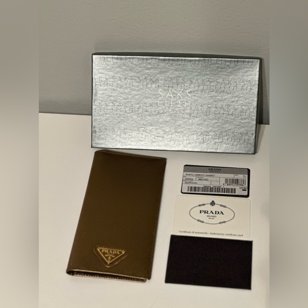 SOLD!💎Prada Saffiano Bronze Wallet-EUC - Picture 12 of 15